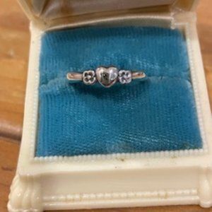 James Avery Heart and Flower Ring